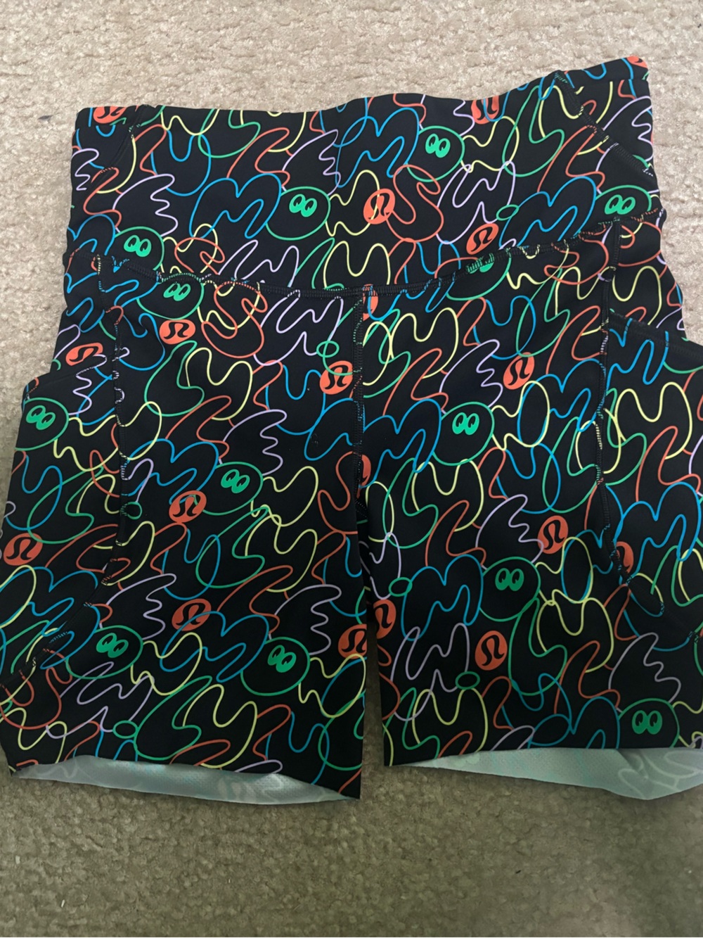 Lululemon SeaWheeze 2026 Fast & Free Race Shorts Limited Edition EUC